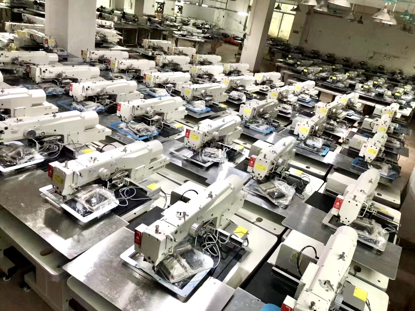 Pattern sewing machine