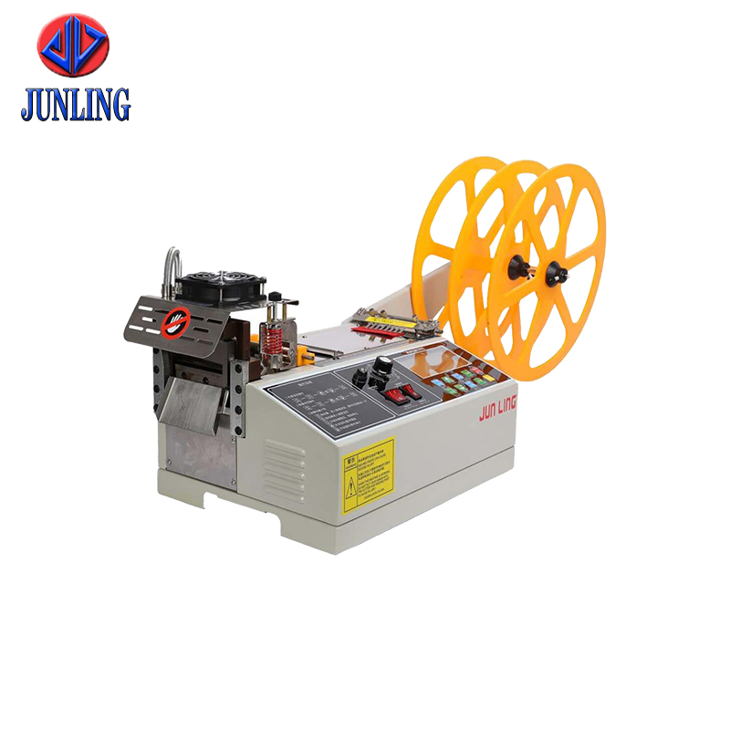 Liquid Crystal Screen Tape Cutting Machine