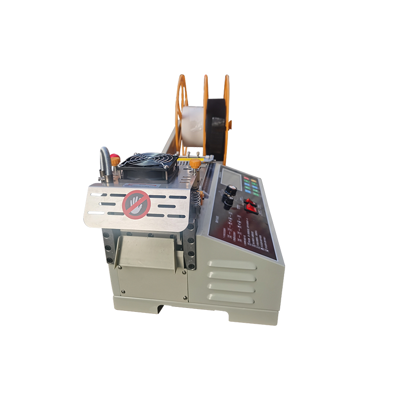 Liquid Crystal Screen Tape Cutting Machine